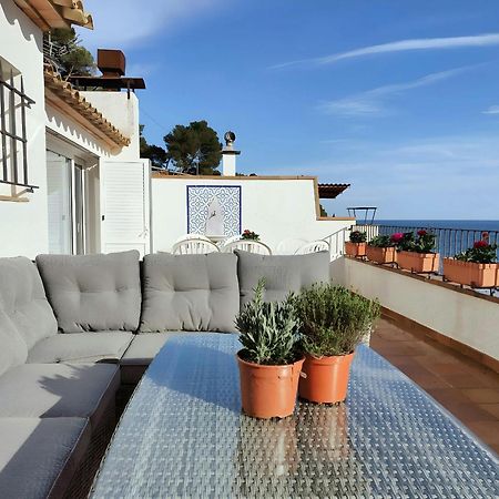 Tamariu Platja - Penthouse On Passeig Del Mar. Apartment Екстериор снимка