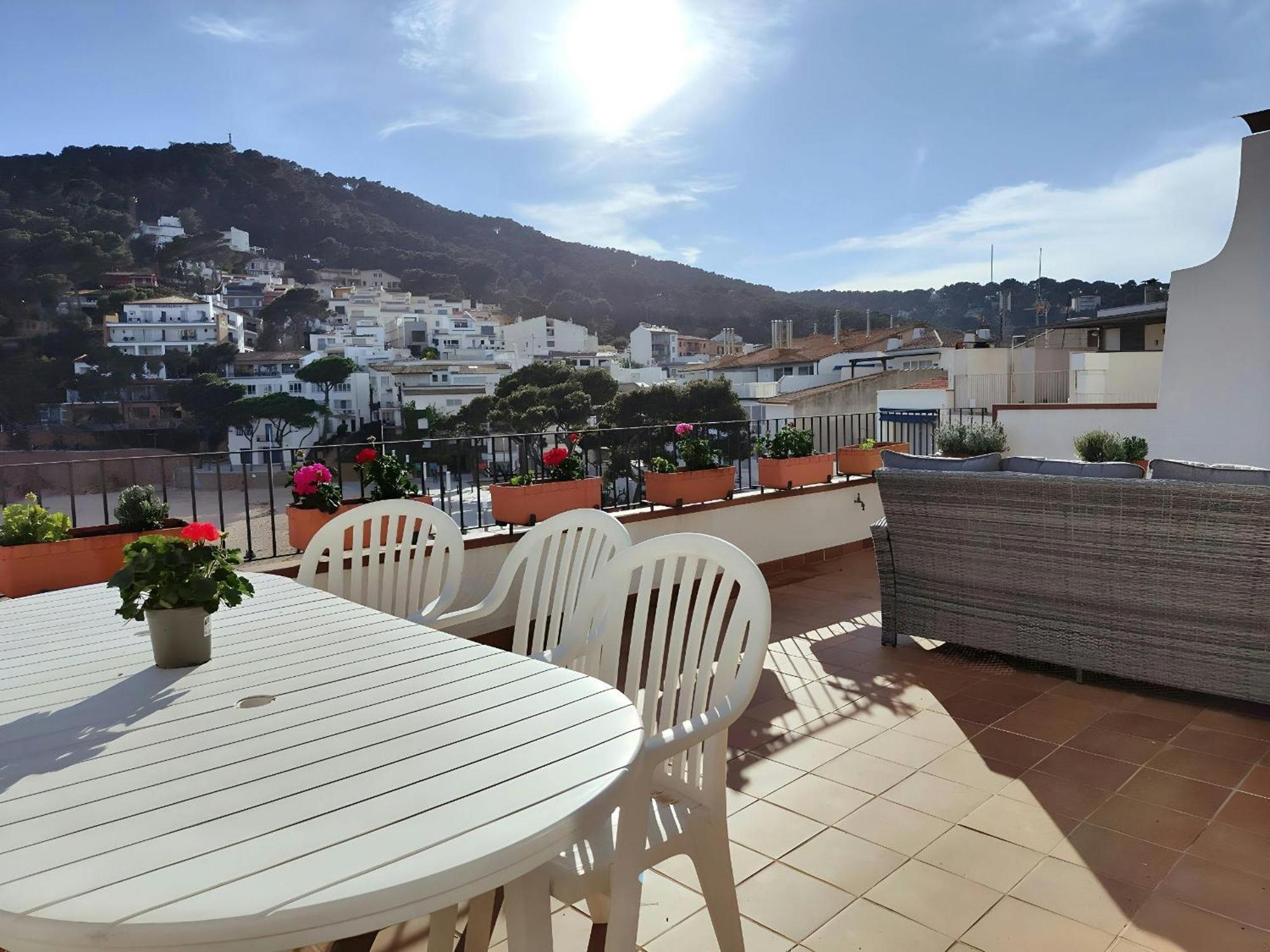 Tamariu Platja - Penthouse On Passeig Del Mar. Apartment Екстериор снимка