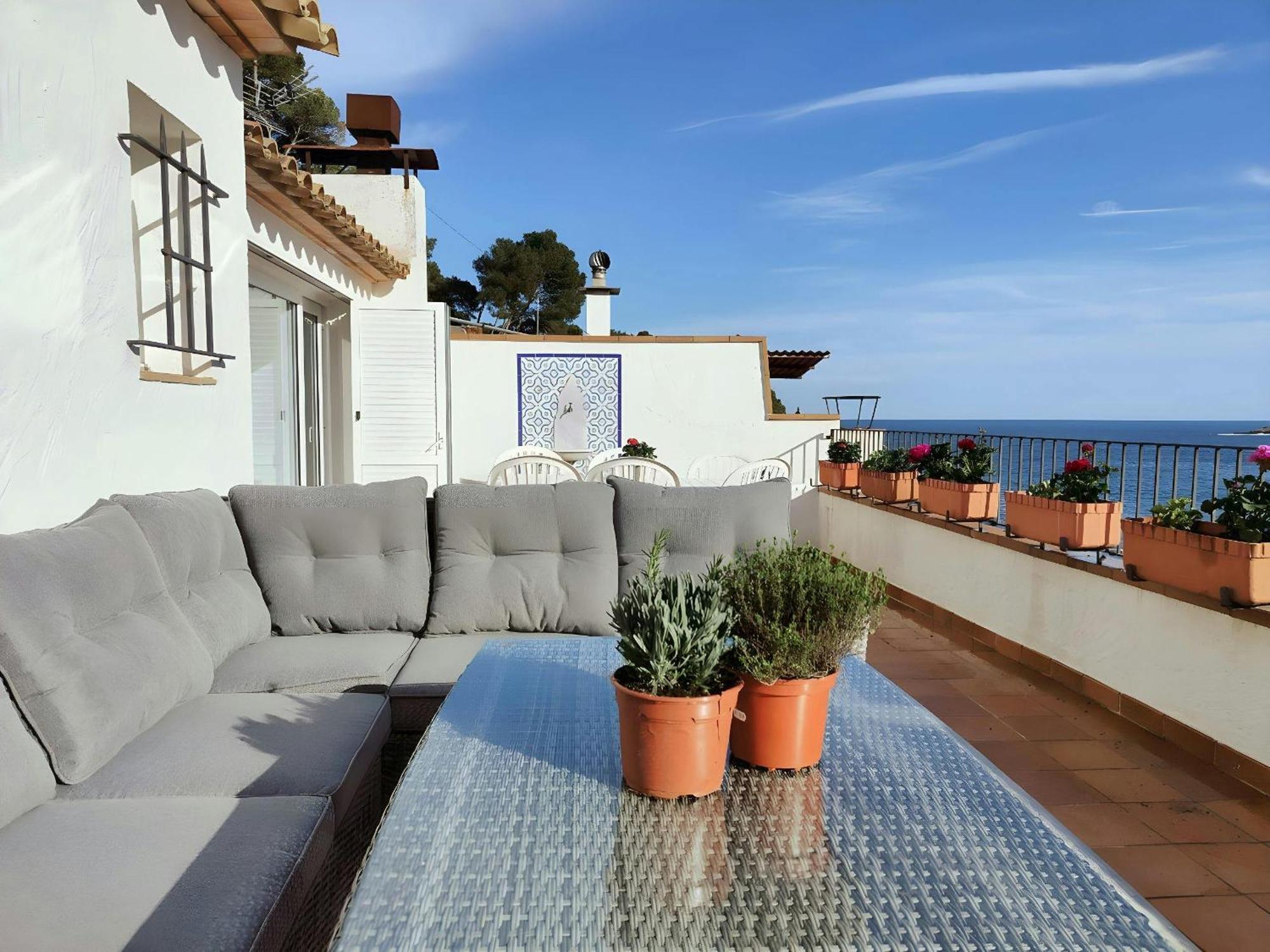 Tamariu Platja - Penthouse On Passeig Del Mar. Apartment Екстериор снимка